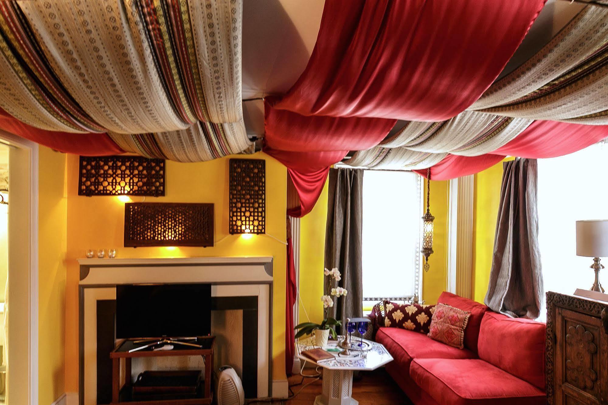 Moroccan Boutique Guest House Бостон Экстерьер фото